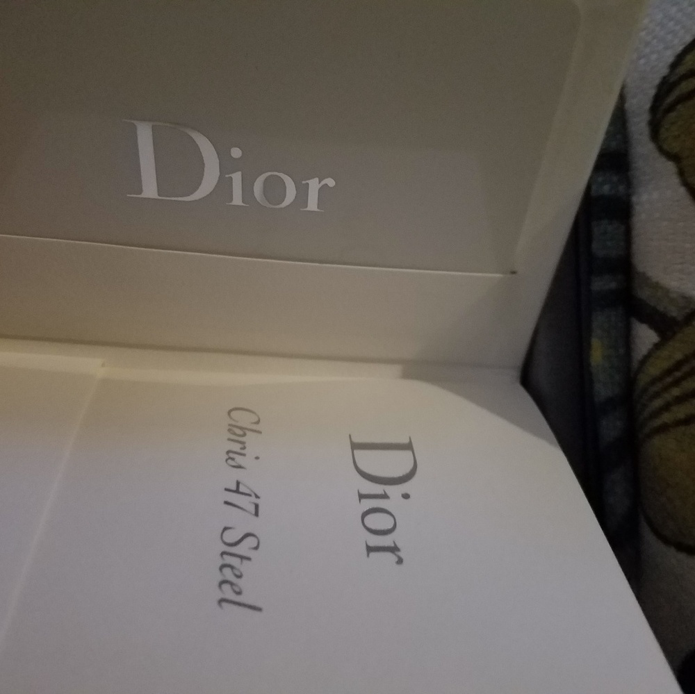 ❤CHRISTIAN DIOR CHRIS 47 Diamond Bezel Watch - Picture 7 of 7